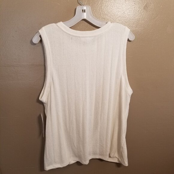 NEW Time & True Twist Front Tank, XXL (2), Winter White - Picture 4 of 8